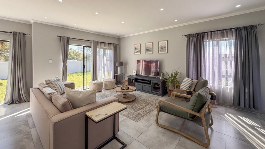 3 Bedroom Property for Sale in Everglades Estate North West